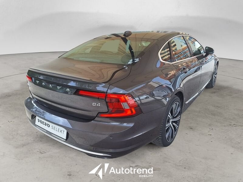 Volvo S90  B4 197+14 CV Mild Hibrid Benzina Automatica Plus Bright