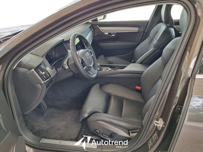 Volvo S90  B4 197+14 CV Mild Hibrid Benzina Automatica Plus Bright
