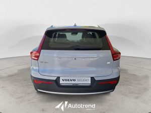 Volvo T4 129+14 CV Recharge Plug-In Hybrid Inscription
