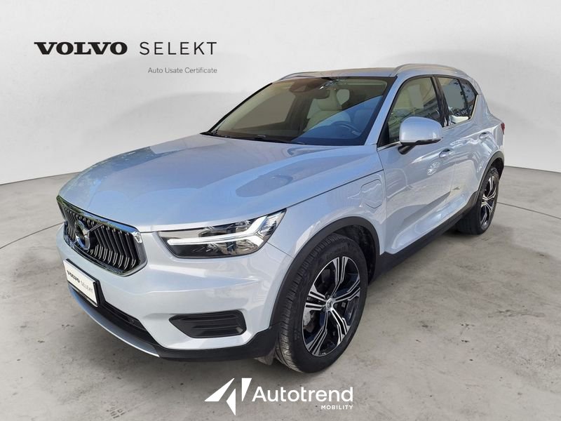 Volvo T4 129+14 CV Recharge Plug-In Hybrid Inscription