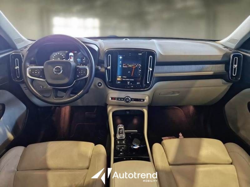 Volvo   T4 129+82 CV Recharge Plug-in Hybrid Inscription