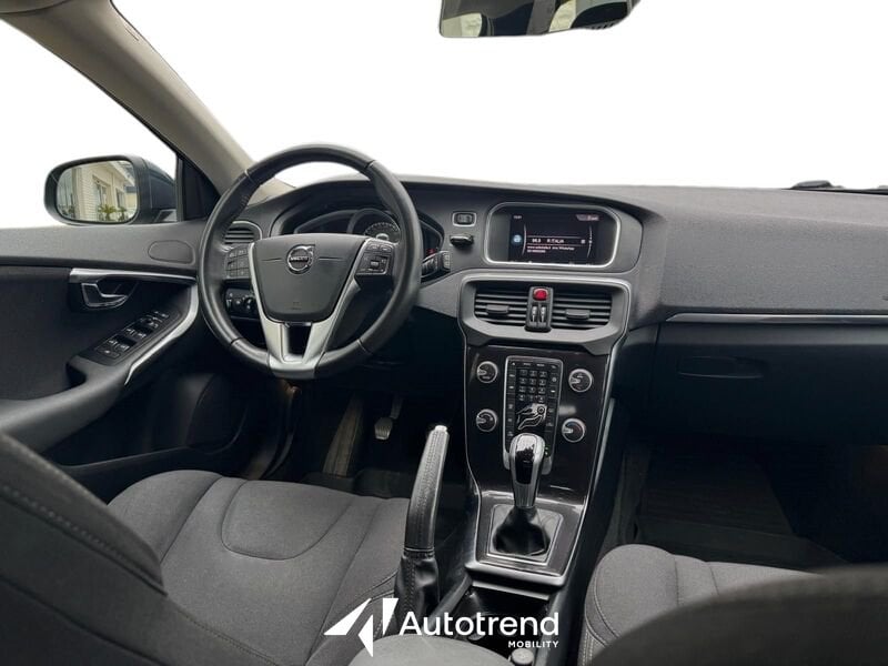 Volvo V40  D2 120 CV NAVI Business