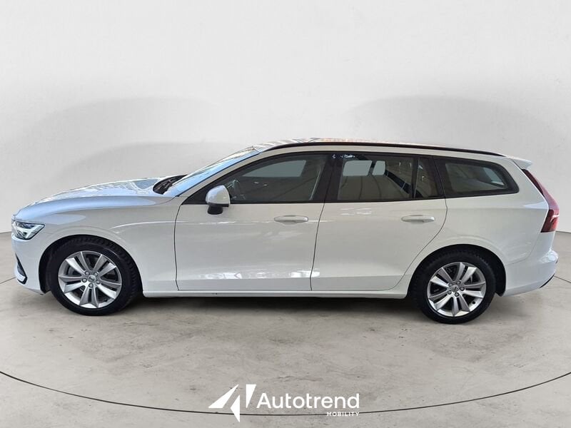 Volvo V60  B4 197+14 CV Mild Hybrid Diesel Automatica Momentum Business