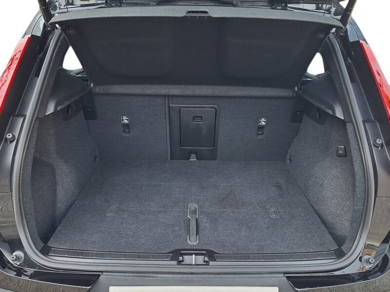 Volvo XC40  B3 163+14 CV Automatico LED Core