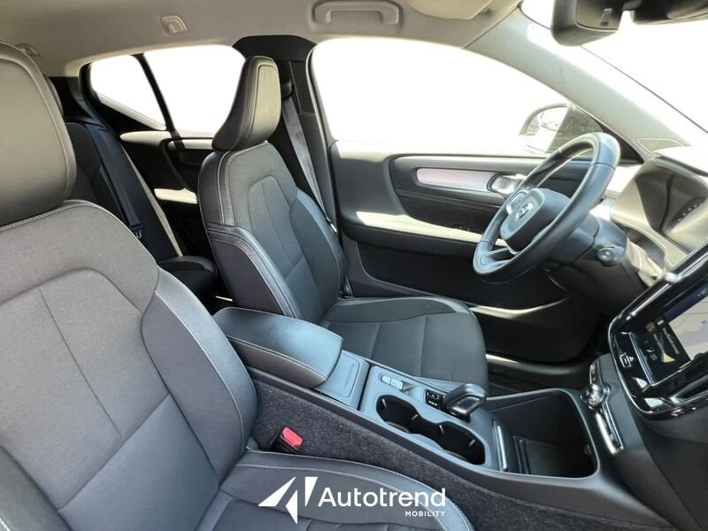 Volvo XC40  D3 150 CV AWD Automatica NAVI LED Business Plus
