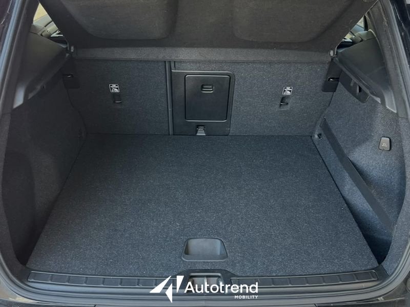 Volvo XC40  D3 150 CV AWD Automatica NAVI LED Business Plus