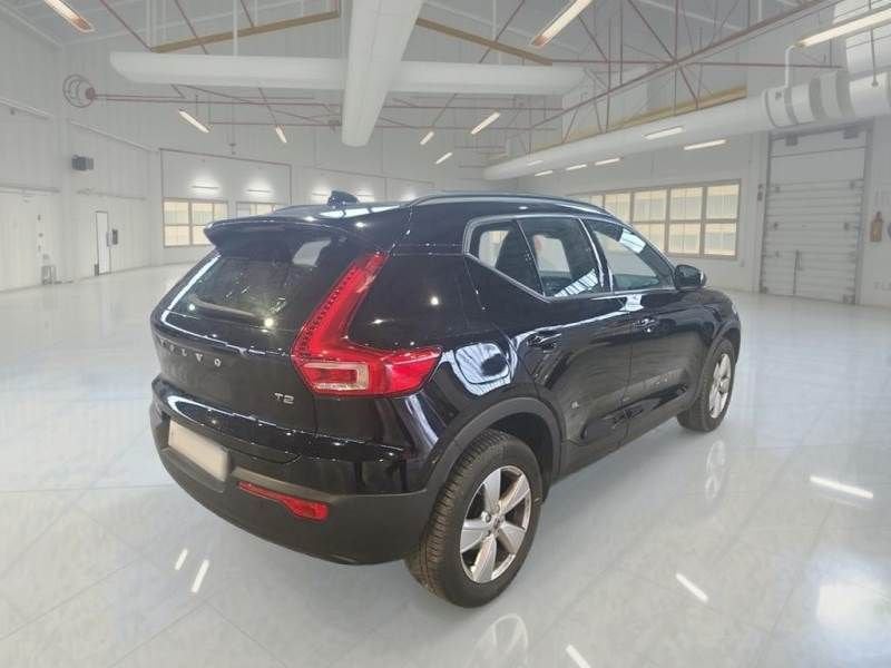 Volvo XC40  T2 129 CV Automatico Momentum Core