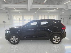 Volvo XC40  T2 129 CV Automatico Momentum Core