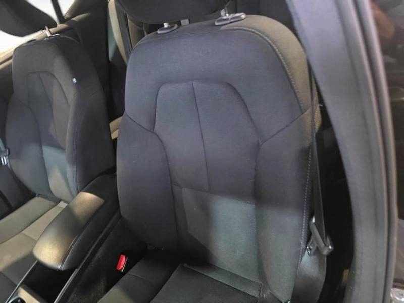 Volvo XC40  T2 129 CV Automatico Momentum Core