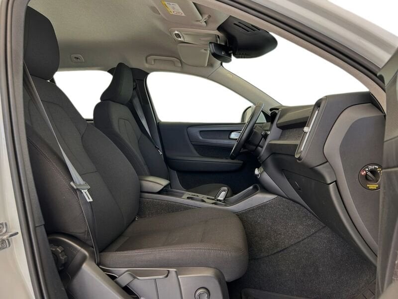 Volvo XC40  T2 129 CV Automatico Momentum Core