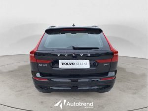 Volvo XC60  B4 197+14 CV AWD Automatico Mild Hybrid Diesel Core