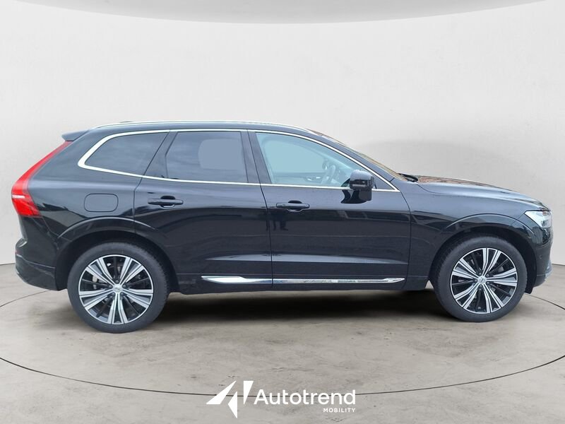 Volvo XC60  B4 197+14 CV AWD Mild Hybrid Diesel Automatico Ultimate Bright