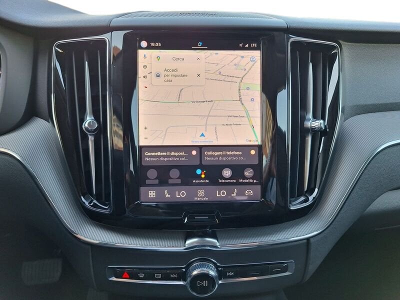 Volvo XC60  B4 197+14 CV Mild Hybrid Diesel Automatico Plus Dark N1 Autocarro