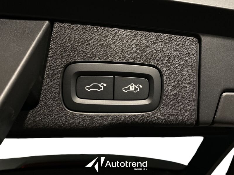 Volvo XC60  T8 Recharge 455 CV AWD Plug-in Hybrid Polestar Engineered