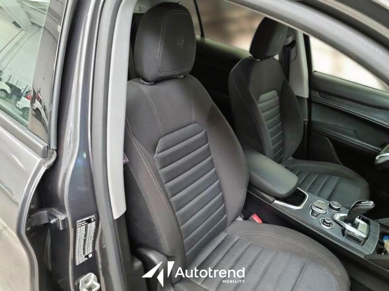 Alfa Romeo Stelvio  2.2 Turbo Diesel 190 CV Q4 Automatica AT8 Business