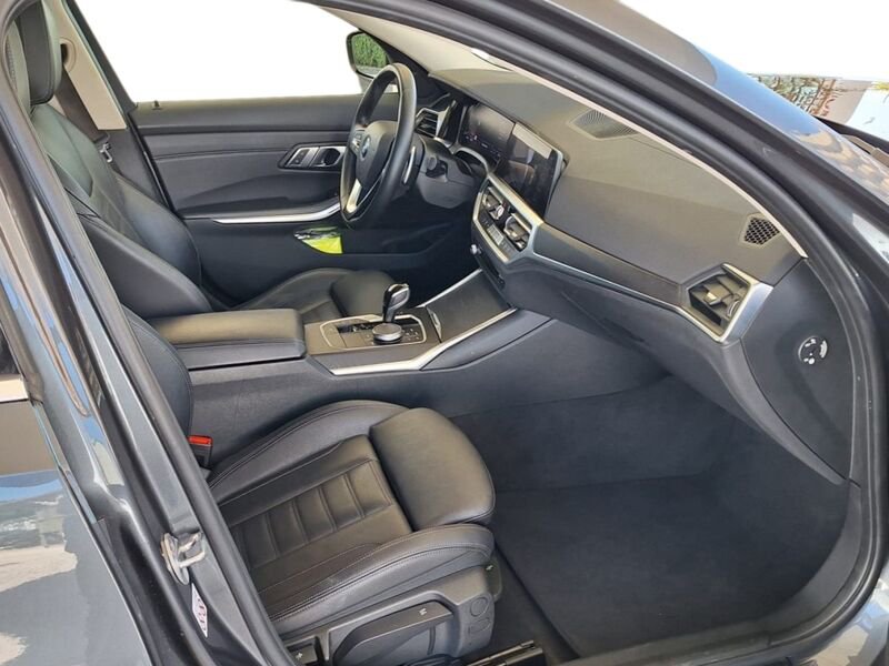 BMW   Touring 320d 190 CV Automatica 48V Mild Hybrid Luxury