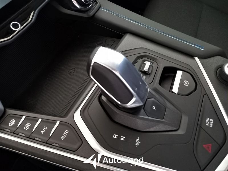 Lynk & Co 01  MY22 PHEV 1.5 Plug-In Hybrid 261 CV Automatica NAVI TETTO LED