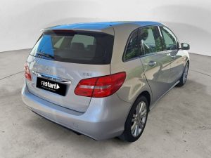 Mercedes-Benz   180 CDI 109 CV NAVI Premium