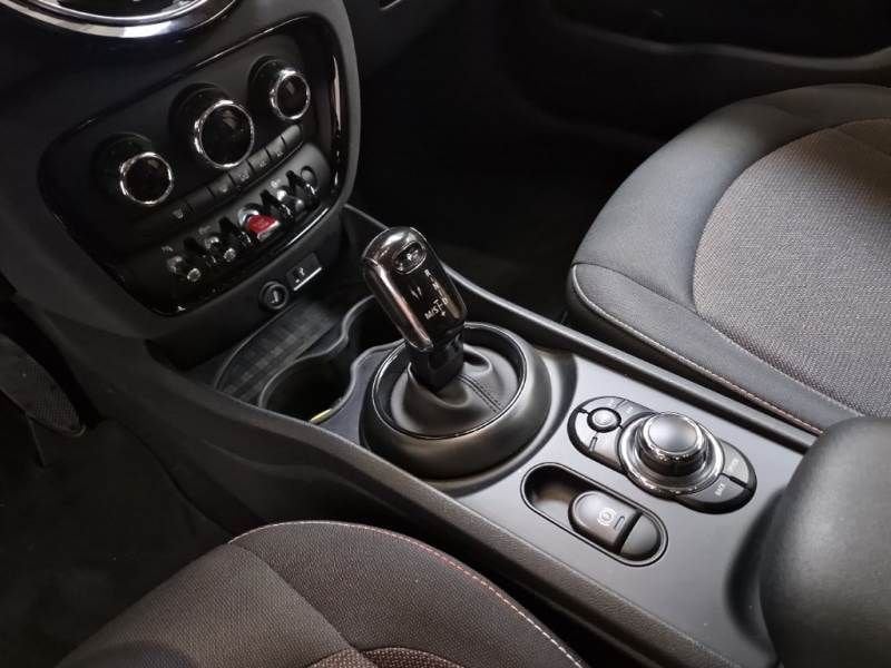 MINI   1.5 One D 116 CV DCT Automatica NAVI LED Business