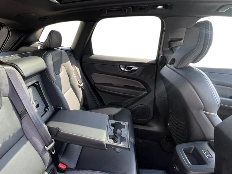 Volvo   T6 253+145 CV Plug-in hybrid AWD Automatico Ultra Black Edition