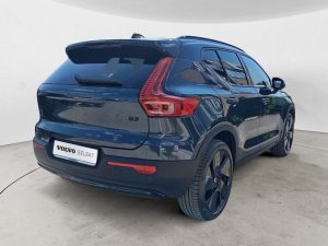 Volvo XC40  B3 163+14 CV Automatico TETTO LED Ultra Black Edition