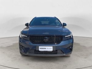Volvo XC40  B3 163+14 CV Automatico TETTO LED Ultra Black Edition