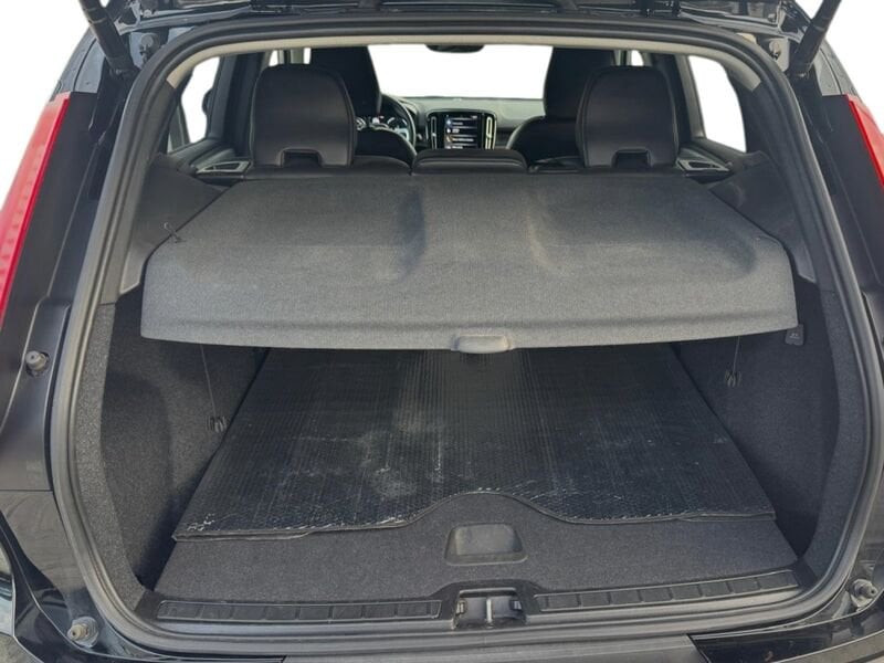 Volvo   T4 129+82 CV Plug-In Hybrid Recharge Plus Dark