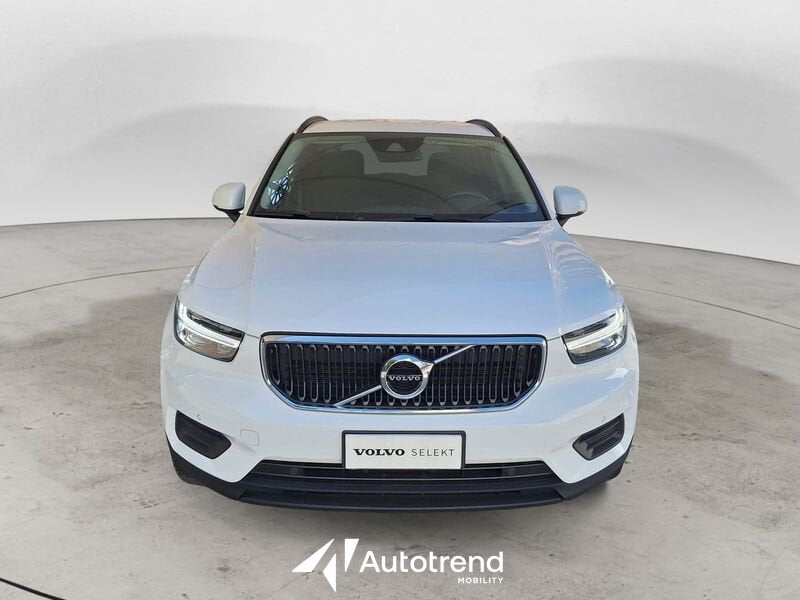 Volvo XC40  T2 129 CV Automatico Core N1 Autocarro