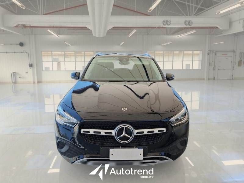 Mercedes-Benz   200 d 150 CV Automatica Business Extra