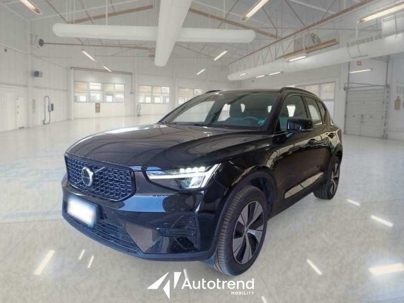 Volvo   T4 129+82 CV Plug-In Hybrid Automatica Recharge Plus Dark