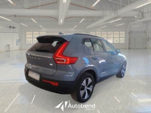 Volvo   T4 129+82 CV Recharge Plug-In Hybrid Plus Dark N1 Autocarro