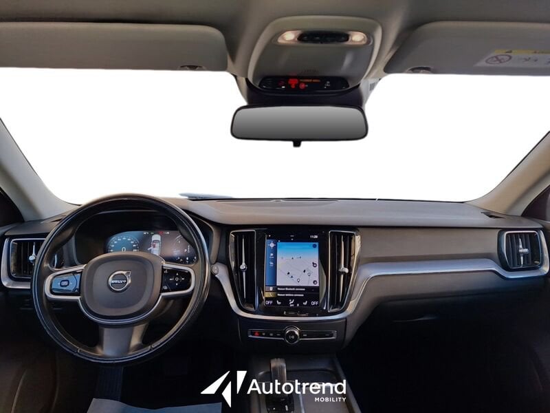 Volvo V60  B4 197+14 CV Mild Hybrid Diesel Automatica Momentum Business