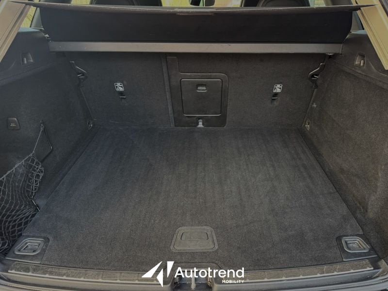 Volvo XC60  B4 179+14 CV Mild Hybrid Diesel Automatica Core
